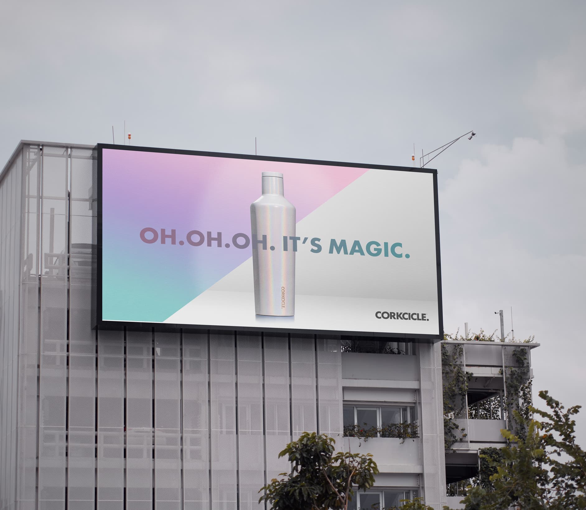 Corkcicle water bottle campaign